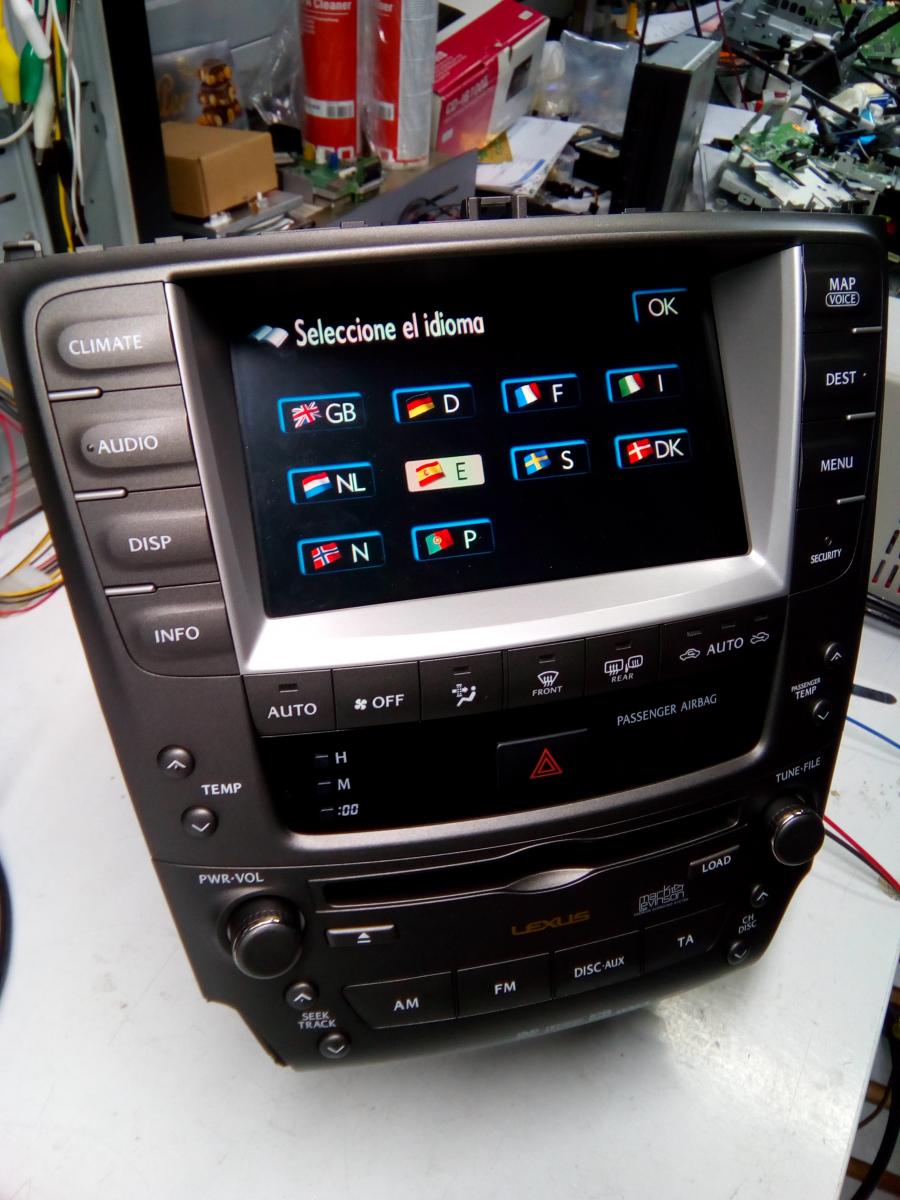 Lexus navigation unit