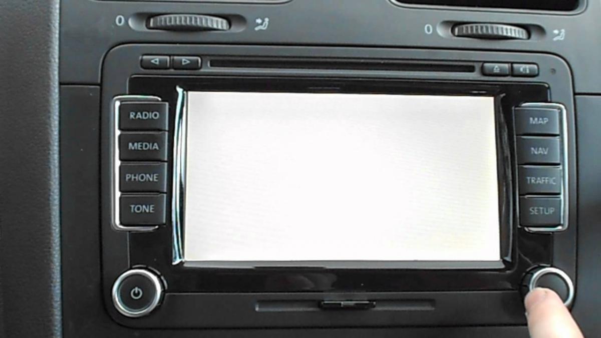 White screen problem presented by the equipment