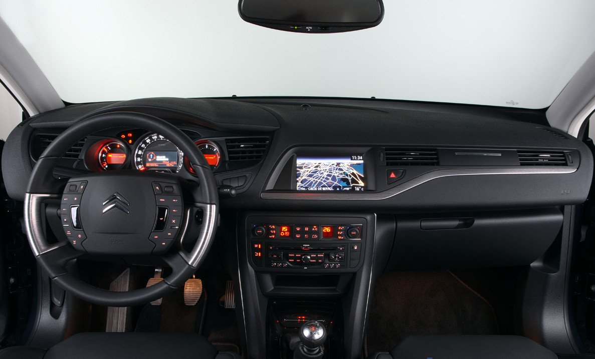 Vehicle dash with the unit